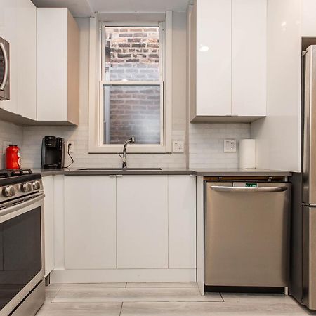 The Double Play! 1 Min Walk To Wrigley - 2Br - Perfect For Cubs Fans Apartment Chicago Exterior photo