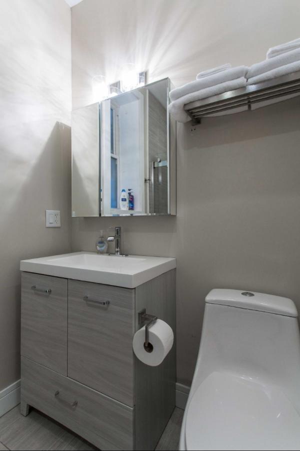 The Double Play! 1 Min Walk To Wrigley - 2Br - Perfect For Cubs Fans Apartment Chicago Exterior photo