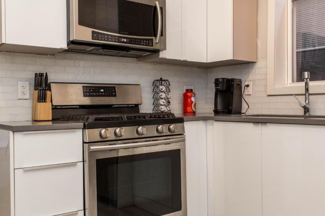 The Double Play! 1 Min Walk To Wrigley - 2Br - Perfect For Cubs Fans Apartment Chicago Exterior photo