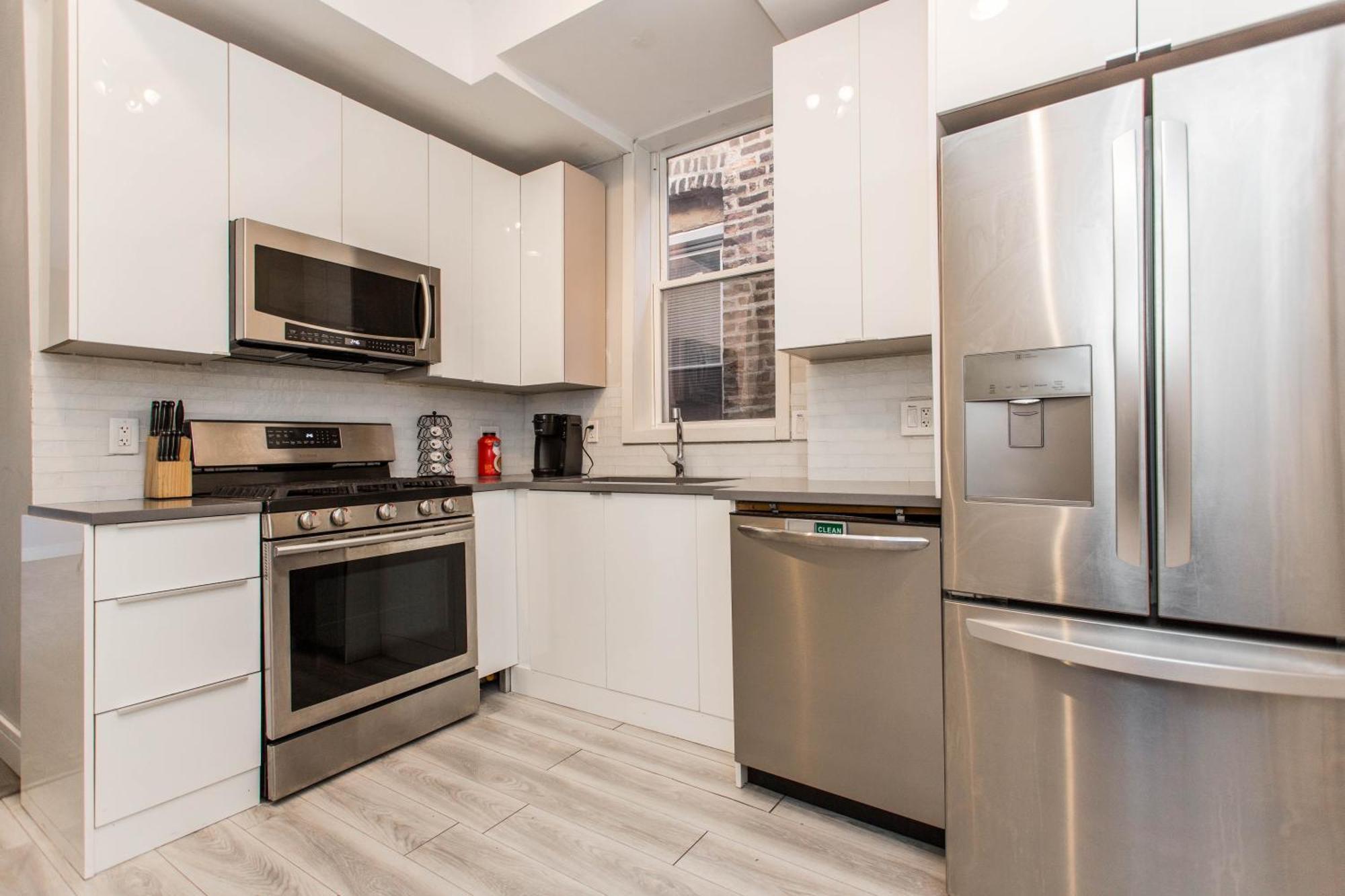 The Double Play! 1 Min Walk To Wrigley - 2Br - Perfect For Cubs Fans Apartment Chicago Exterior photo
